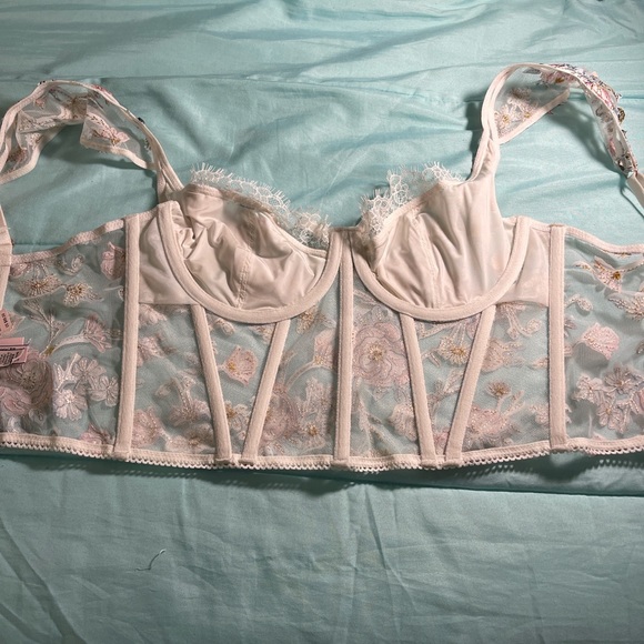 COPY - Victoria's Secret Dream Angels Unlined Bra Top 34C VIRAL TIKTOK TOP - Picture 4 of 6